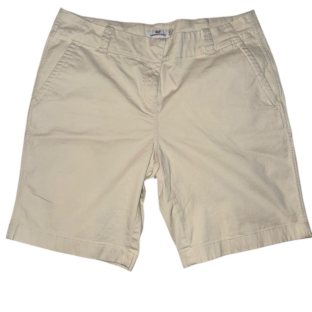 Vineyard Vines Women's Tan Bermudas